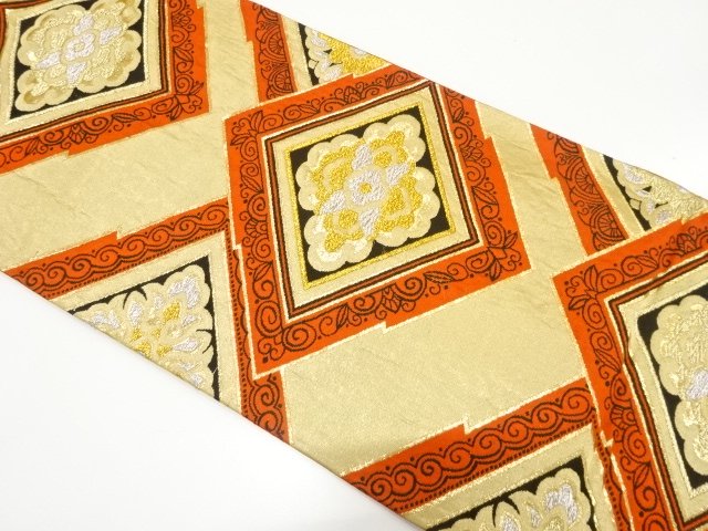 JAPANESE KIMONO / ANTIQUE PINE BARK WATER CHESTNUT / WOVEN FLORAL PATT